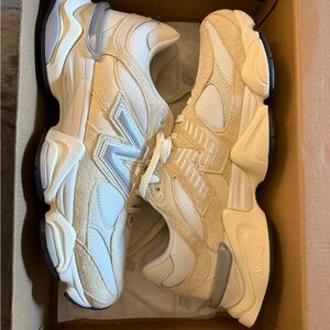 New Balance 9060 Beige Sneakers